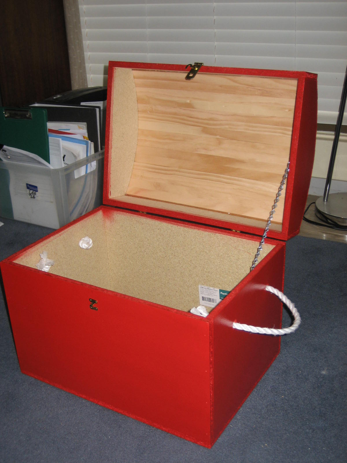 red toy chest